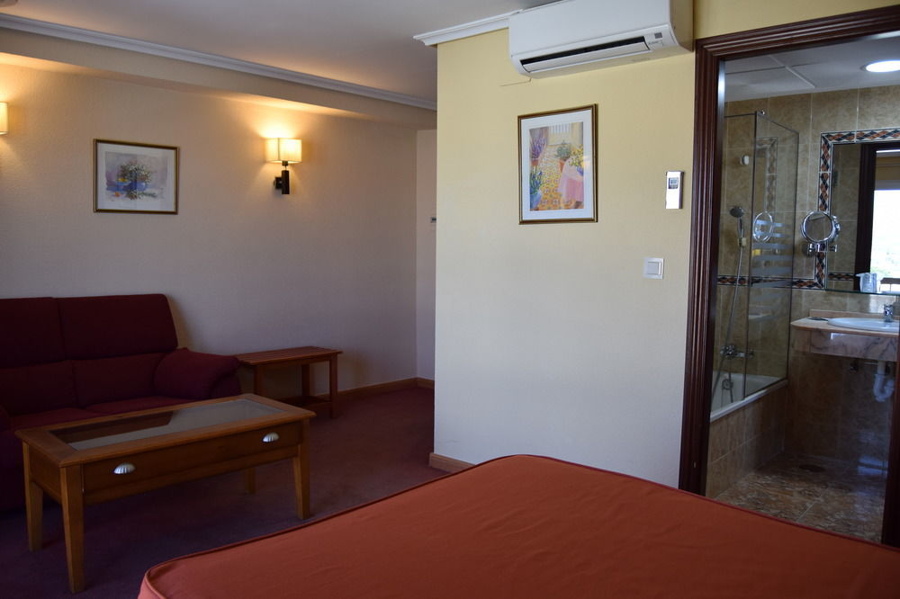 Hotel Mari Carmen 과딕스 외부 사진