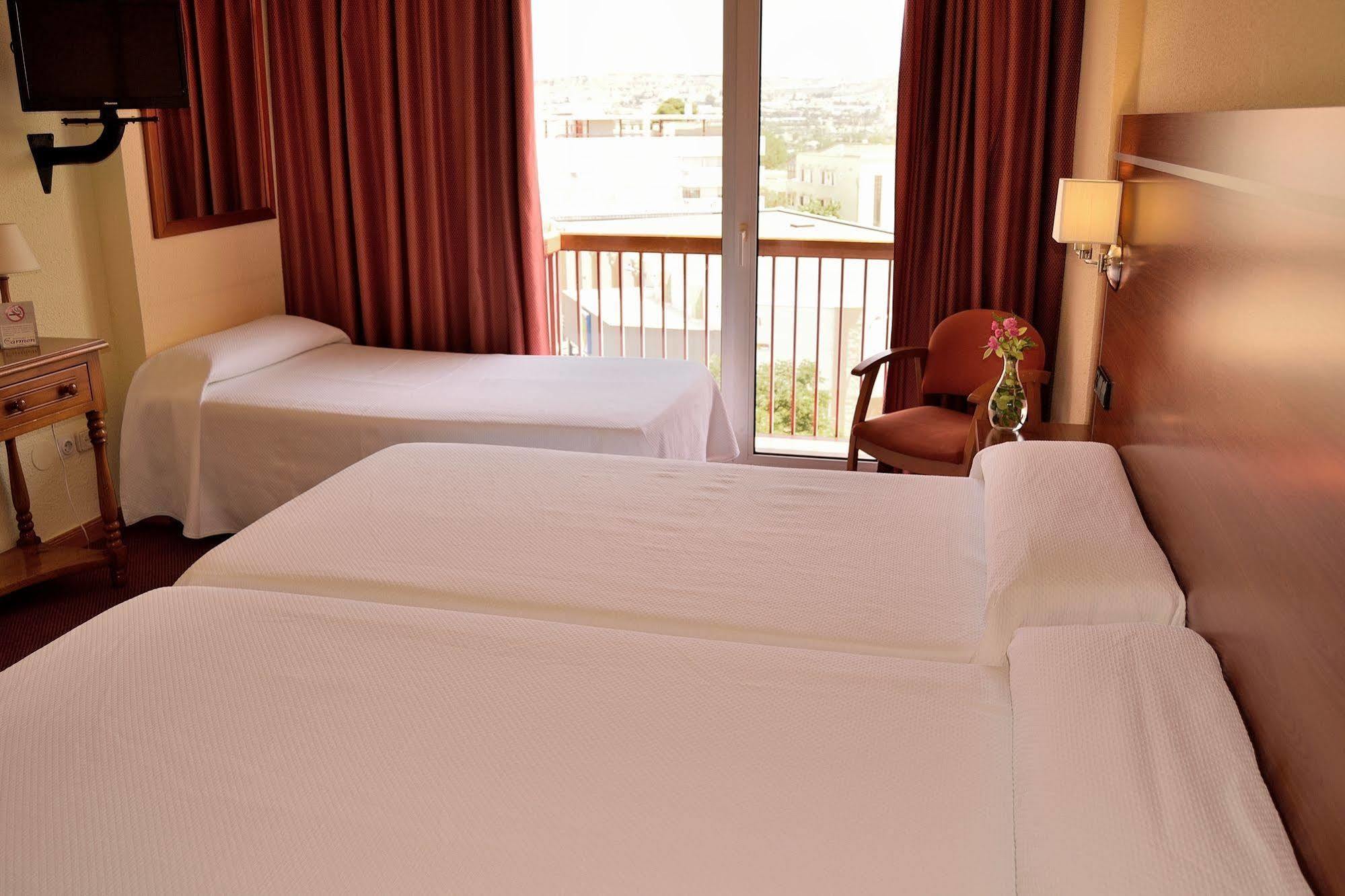 Hotel Mari Carmen 과딕스 외부 사진